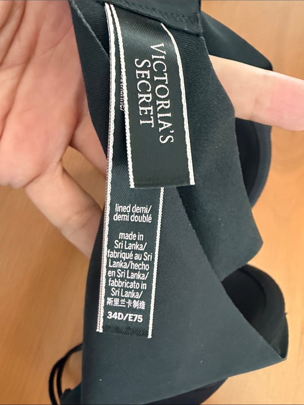 Victoria's Secret NWOT Black Lined Demi Bra, 34D - Picture 2 of 7